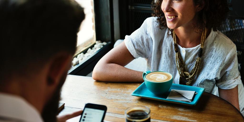 featured image - How to get the personal network your business needs